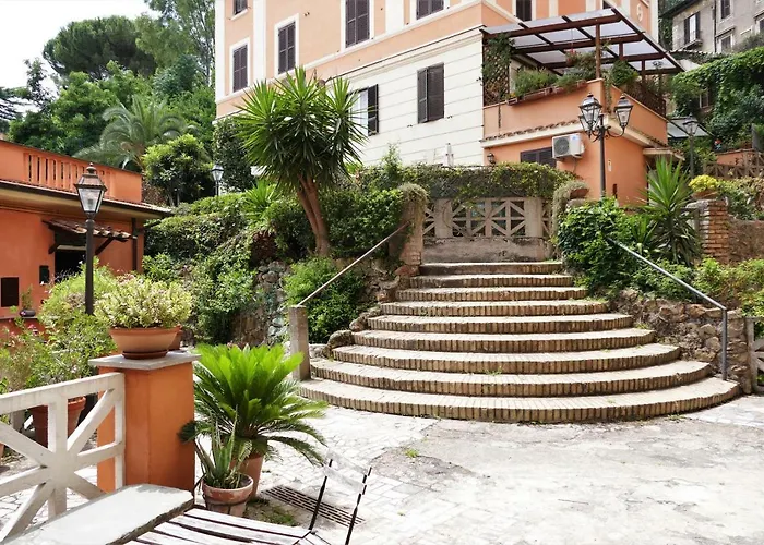 Trastevere Hidden Garden *